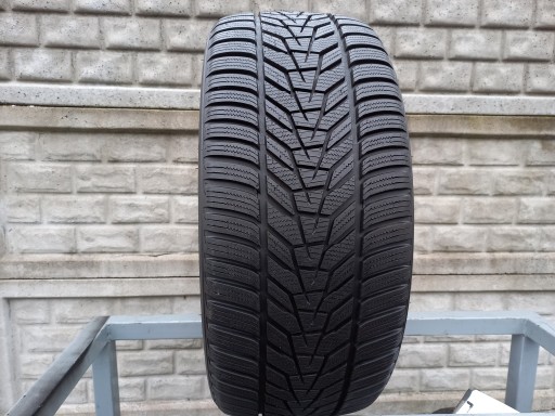 Hankook Winter Icept Evo3 265/35/22