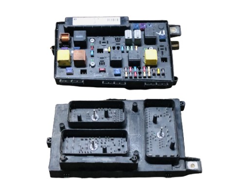 ASTRA H ZAFIRA B БЛОК ЗАПОБІЖНИКІВ 13206747