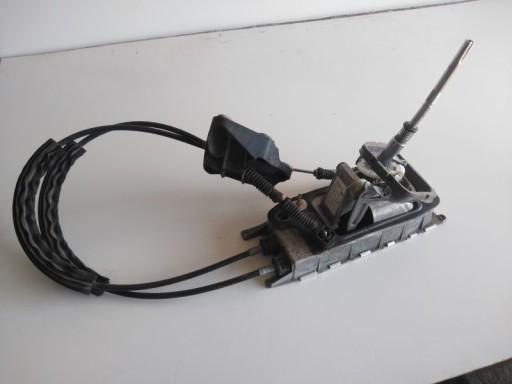 1K0711061B - РУЧКА ПЕРЕМИКАННЯ ПЕРЕДАЧ VW TIGUAN 5N0711049