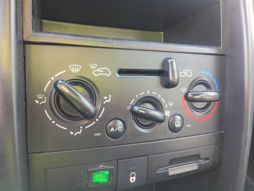 Panel switch regulacja air conditioning devices heating Peugeot 207 06-13