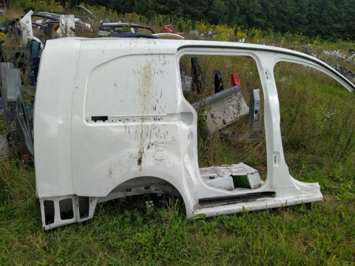 BERLINGO PARTNER III З ПРАВОГО КРИЛА ДОВГ