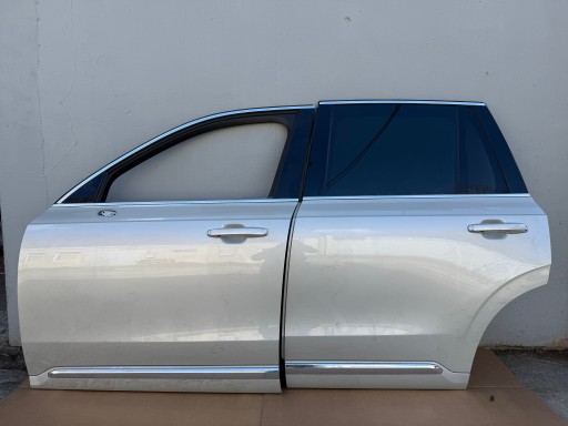 707 - Volvo xc90 2 ii ліві задні передні двері 726 в зборі