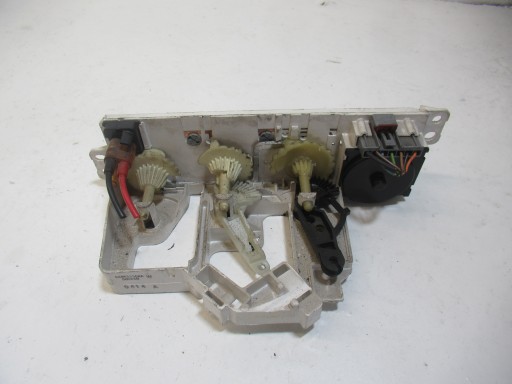 upravljačka rešetka ventilacije CHRYSLER PT CRUSIER