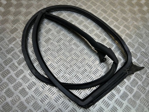 rubber gasket door tylnych Audi A5 Sportback 8TA 2013 8T8833707C
