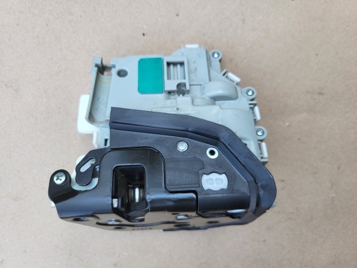 lock Z door right front 5 PIN AUDI A4 B9 8W A3 8V A1 OE EUROPA 8X1837016