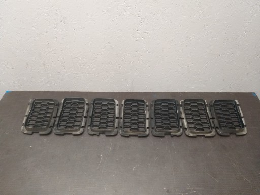 GRILLE GRILLE JEEP GRAND CHEROKEE WK2 LIFT