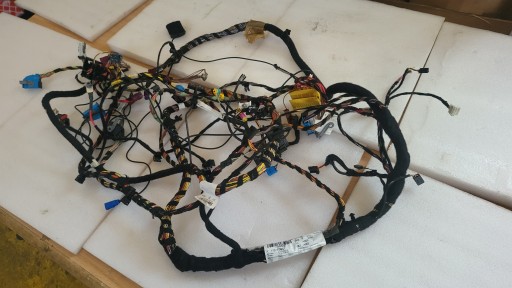 wiring electrical below cockpit MERCEDES W205 C63 AMG