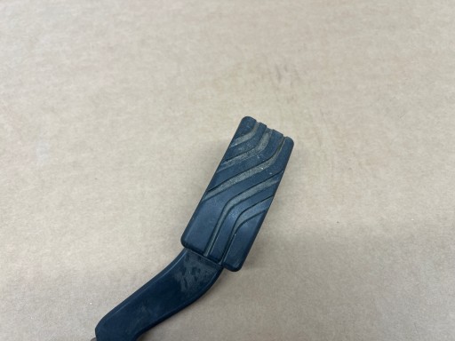 Dacia Spring gaspedal 180100150R