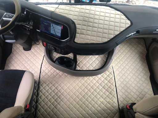 КОВРИКИ DAF XG / XG + СТЕГАНЫЕ КОВРЫ С 2021 ГОДА