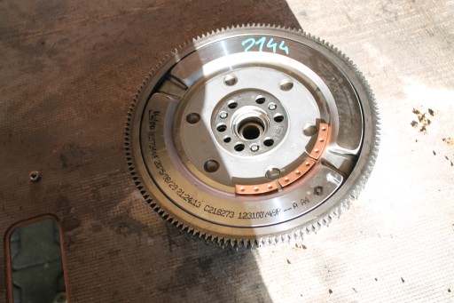 2144. wheel flywheel 123100749R
