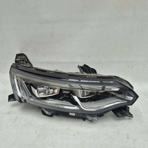 Volvo xc40 17- крышка капота