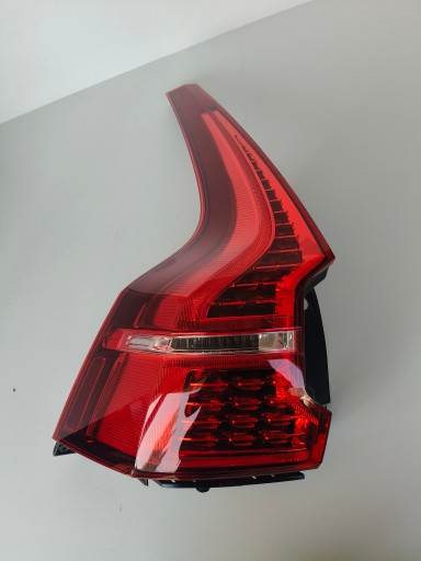 17 32228914 - Задній лівий ліхтар volvo xc60 ii 17-