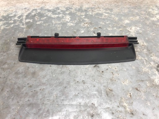 TRZECIE Feux phare STOP AUDI A6 C6 Berline 4F5945097