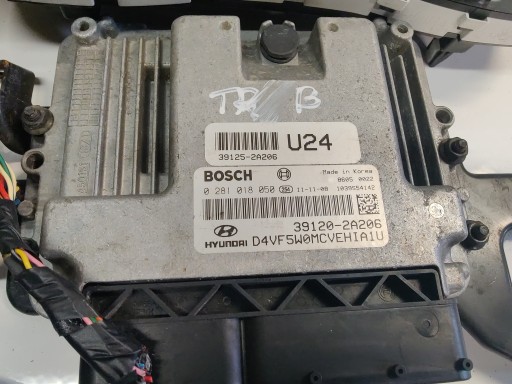 HYUNDAI I40 1.7CRDI computer Montaggio STARTOWY DO ODPALENIA 39120-2A206