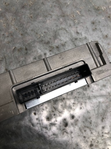 WZMIACNIACZ RADIA AUDI A4 B8 LIFT 8T0035223AH
