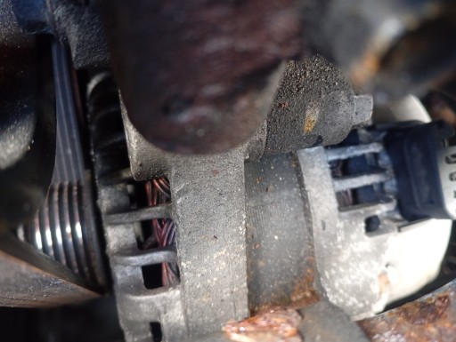 Chevrolet Epica 06-11 alternatore 2.5