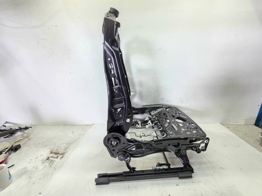 Ráma üllés jobb AUDI A6 C8 4K0881046AP 4K0881106G