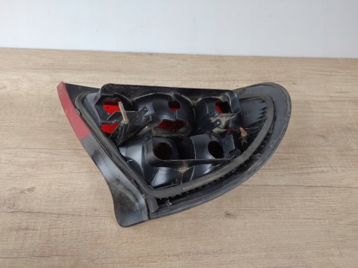 OPEL TIGRA A RECHTS LICHT HECK HINTEN 45173 A151JR