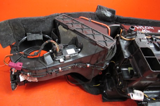MERCEDES C-KLASA W204 heater Z KLIMATYZACJA CLIMATRONIC A2048302660 EU