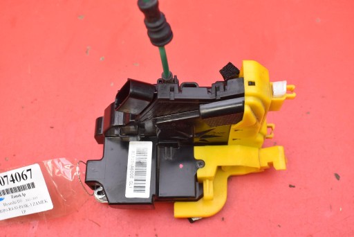 lock door left front front EU 81310-A6000 HYUNDAI I30 2 II GD 5D HB 12