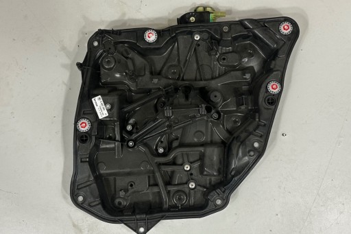 Моторчик склопідйомника задньої правої bmw 7 (g11, g12) 7422880 2018 р.в.