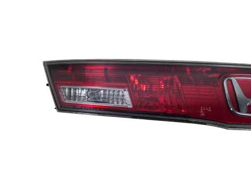 HONDA CIVIC VIII UFO light central moulding cap bonnet (S) original.