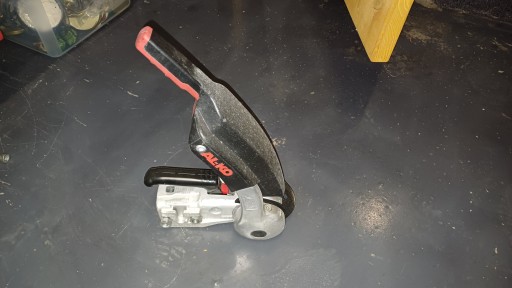 КУЛЬОВИЙ СТАБІЛІЗАТОР AL-KO AKS 3004