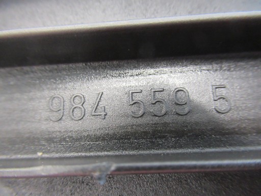 cover of a filter, air VOLKSWAGEN TOUAREG 9845595