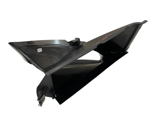 7900824 - Воздуховод правый BMW M3 E90 E92 E93 LIFT