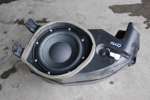 HONDA CIVIC IX 2012 12-сабвуфер