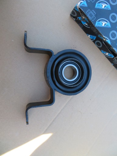 IC-D9811E - Опора приводного вала vw transporter v 2.0-3.2 11-