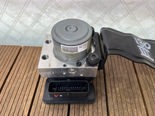 HYUNDAI i30 III 16-23 servo bubanj ABS 58900-G4210 OE