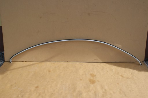 3C8854702D - VW PASSAT CC ЛИФТ ПРАВОСТОРОННЯЯ ПЛАНКА