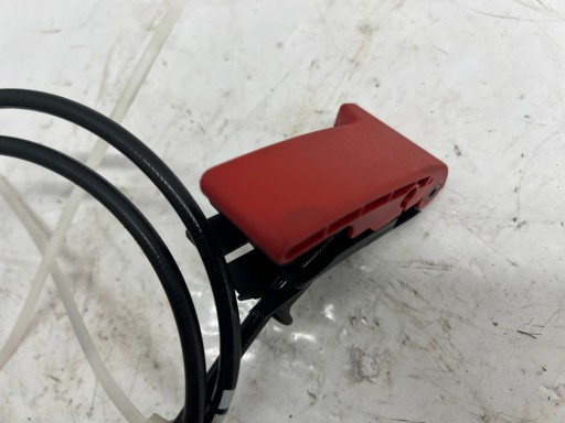 MERCEDES W205 C-KL Câble pour l’ouverture du capot + Poignée A2058805709 A2048800900