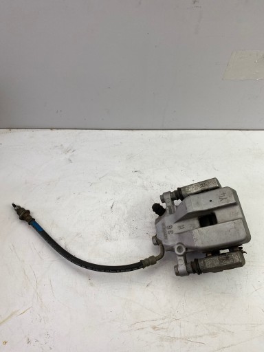 TOYOTA RAV4 ЗАДНИЙ ПРАВЫЙ ТОРМОЗНОЙ СУППОРТ