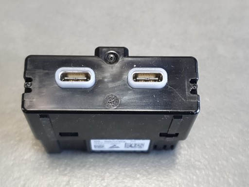 Audi A3 8Y adapter port USB 3G5035954A