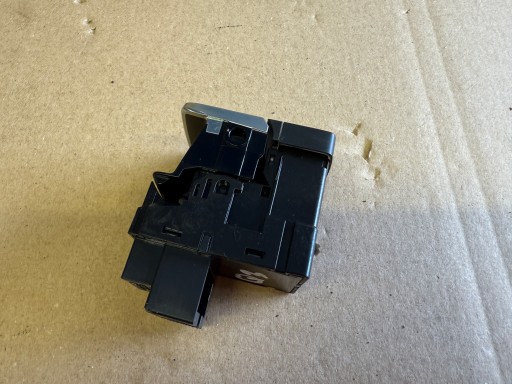 AUDI Q3 8U LIFT S-LINE switch switch electric brake 8U0927225G