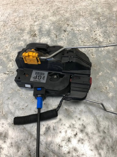 lock door right front 5 PIN OPEL ASTRA J 13579523