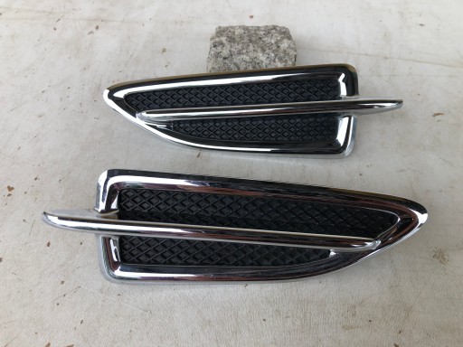 DJ54-16C216 - ЕМБЛЕМА НА КРИЛО FORD KUGA MK2