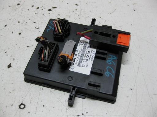 AUDI A6 C6 2.7 TDI 07R KOMBI Module Lumières 4F0907279