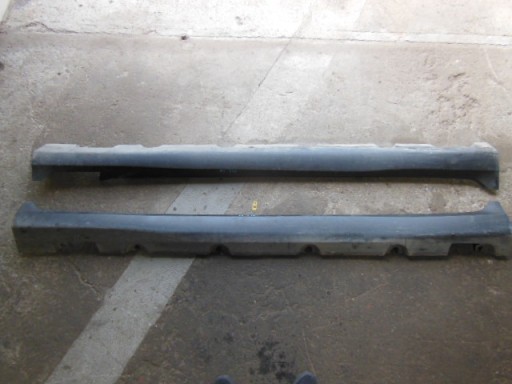 Бічні спідниці в зборі MERCEDES GLC X253