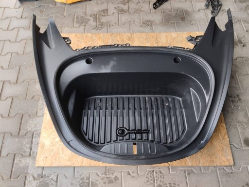 1645350 - Ванна для переднього багажника tesla model 3