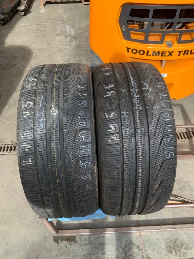 2 ШИНИ 245/45R17 XL PIRELLI SOTTOZERO 2 ВАРШАВА