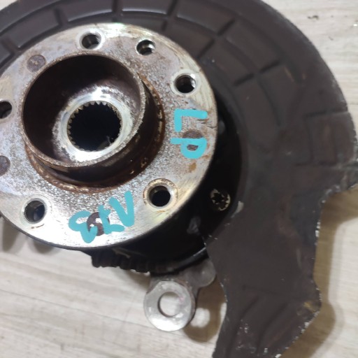 čepu kola předního předek strana levá Fiat 500X