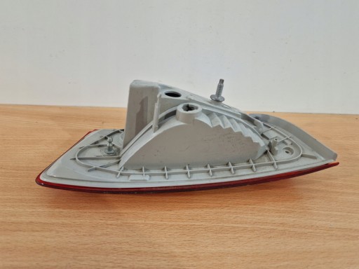 FORD FOCUS 4 sedan right light DO bonnet rear part PUSZKA