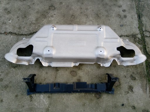 A1776825000 - Мерседес A W177 W247 A35 тепловий екран