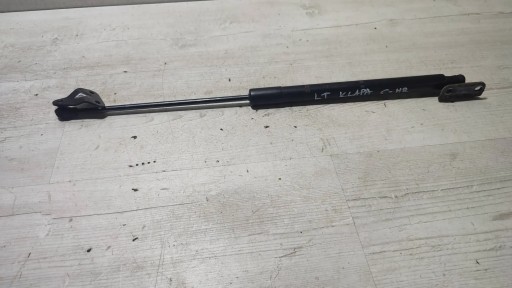 Toyota C-HR and 1.2 19r damper klay rear part