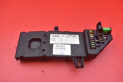 Module fusibles BSI 24443147 AB 518777024 OPEL SIGNUM C 2.2 DIRECT