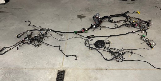 Установка джгута проводів салону AUDI A3 8Y SPORTBACK