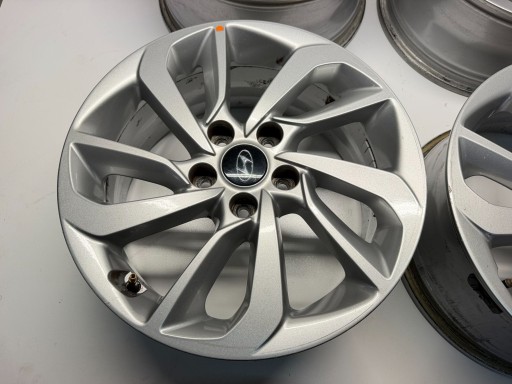 felgen 17 CALI HYUNDAI TUCSON II 7JX17 ET51 52910-D7280